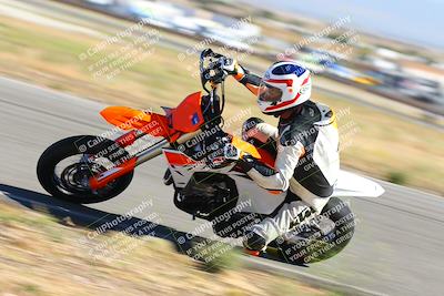 media/Oct-15-2023-TrackXperience (Sun) [[85198ff50b]]/Group 2/session 4 turn 3/